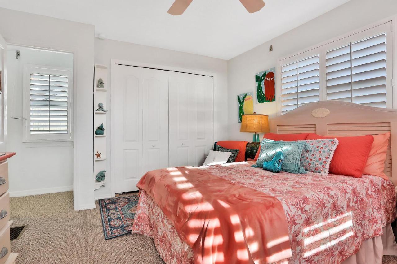 Sol Mate Beach Cottage St. Pete Beach Esterno foto